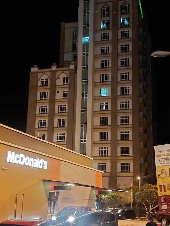 Viana Apartment V Kota Bharu Exterior foto